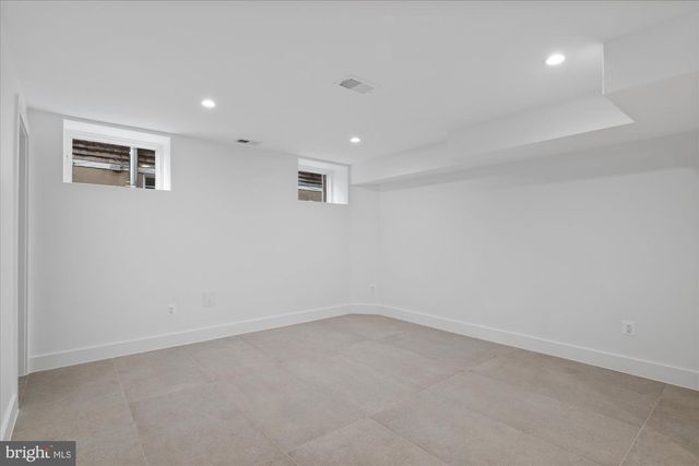 3709 BRANDYWINE ST NW, Washington, DC 20016