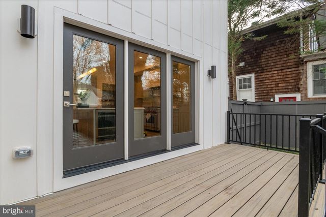 3709 BRANDYWINE ST NW, Washington, DC 20016