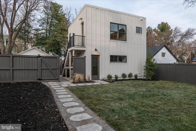 3709 BRANDYWINE ST NW, Washington, DC 20016