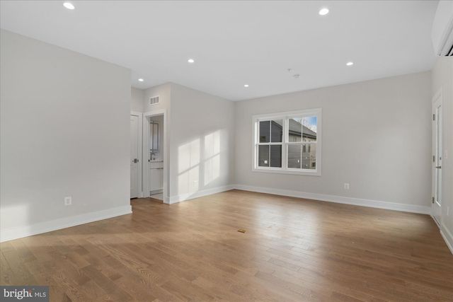 3709 BRANDYWINE ST NW, Washington, DC 20016