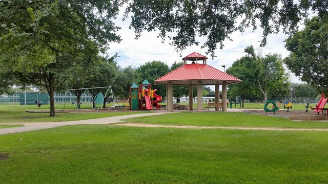 4818 Knickerbocker Street, Houston, TX 77035