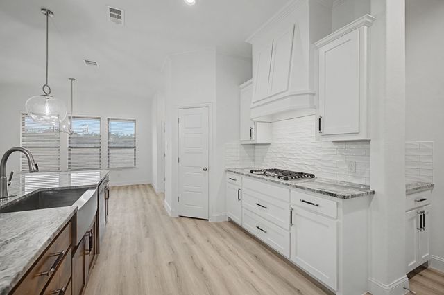 4056 Overlook Way, Weatherford, TX 76085