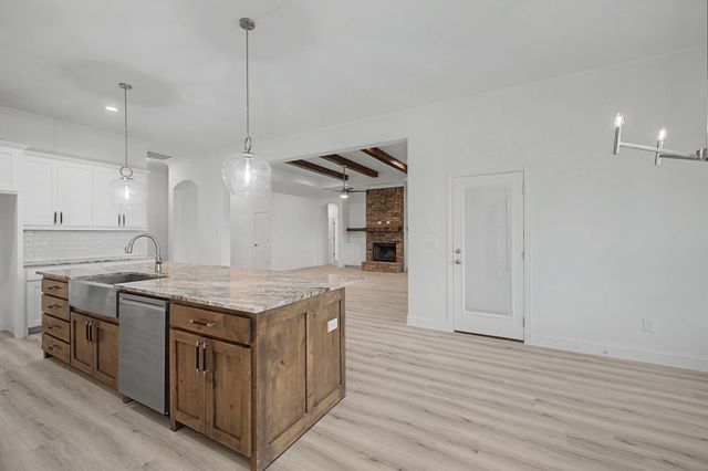 4056 Overlook Way, Weatherford, TX 76085