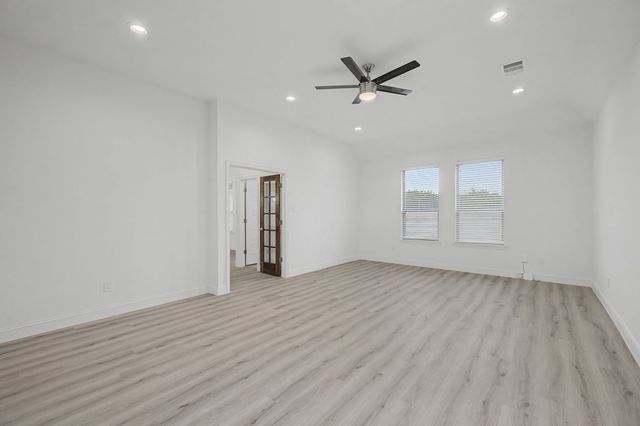 4056 Overlook Way, Weatherford, TX 76085