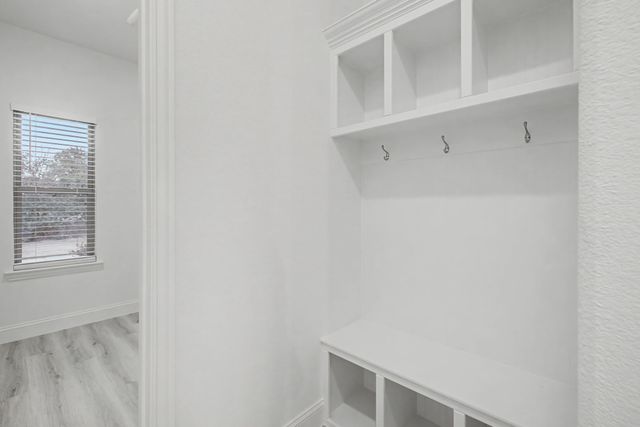 4056 Overlook Way, Weatherford, TX 76085