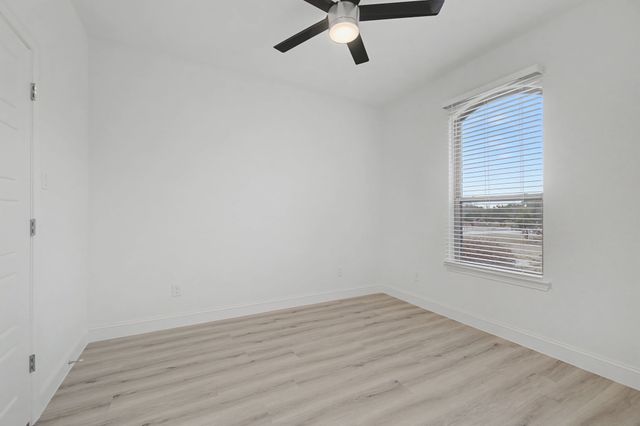 4056 Overlook Way, Weatherford, TX 76085