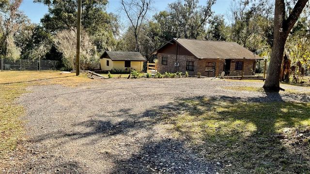 13216 CURLEY ROAD, Dade City, FL 33525