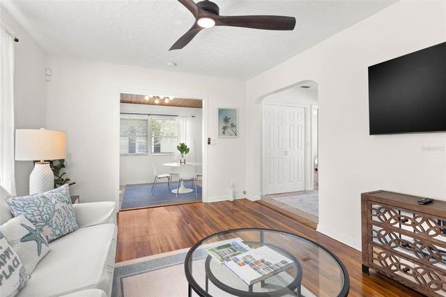747 39TH AVENUE NE, St Petersburg, FL 33703