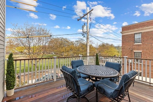 160 Norfolk St 1, Cambridge, MA 02139