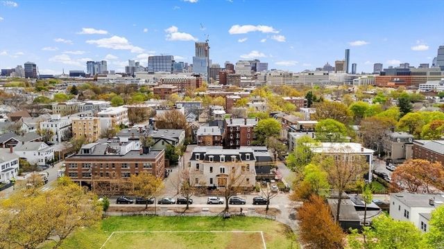 160 Norfolk St 1, Cambridge, MA 02139