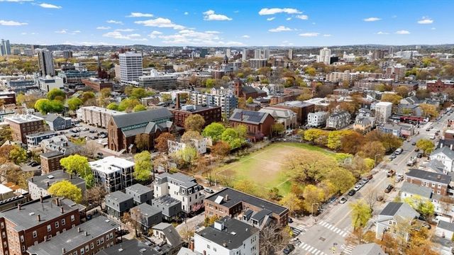160 Norfolk St 1, Cambridge, MA 02139