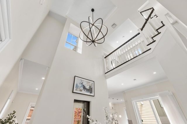160 Norfolk St 1, Cambridge, MA 02139