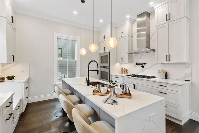 160 Norfolk St 1, Cambridge, MA 02139