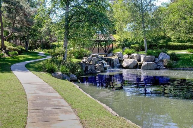 975 Rose Arbor Drive, San Marcos, CA 92078