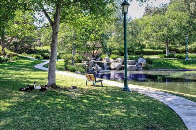 975 Rose Arbor Drive, San Marcos, CA 92078