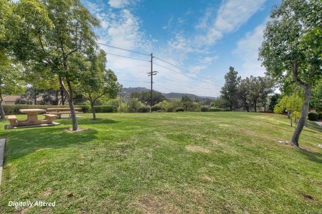 975 Rose Arbor Drive, San Marcos, CA 92078