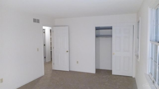 7284 Kirkridge Drive, Green Twp, OH 45233