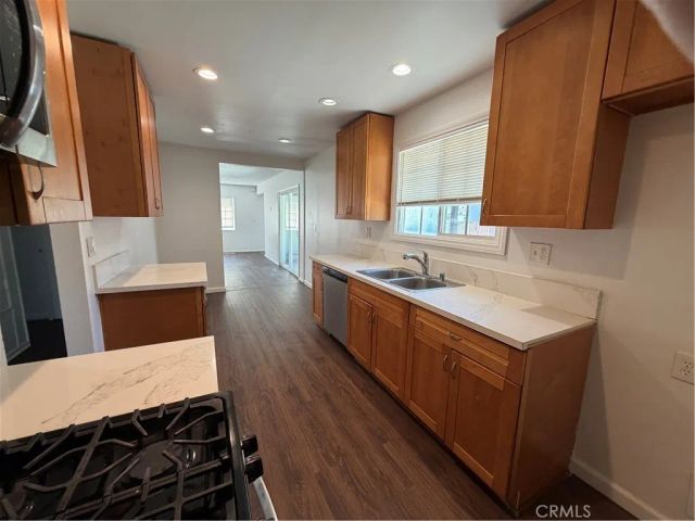 6944 Lurline Avenue, Winnetka, CA 91306