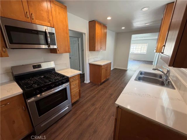 6944 Lurline Avenue, Winnetka, CA 91306
