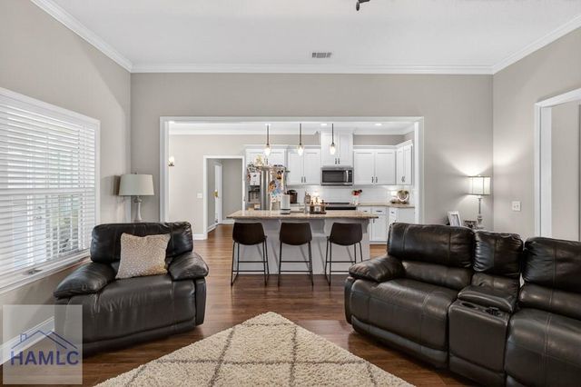 64 Valley Court, Midway, GA 31320
