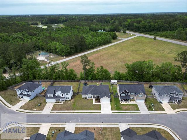 64 Valley Court, Midway, GA 31320