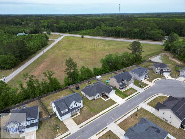 64 Valley Court, Midway, GA 31320
