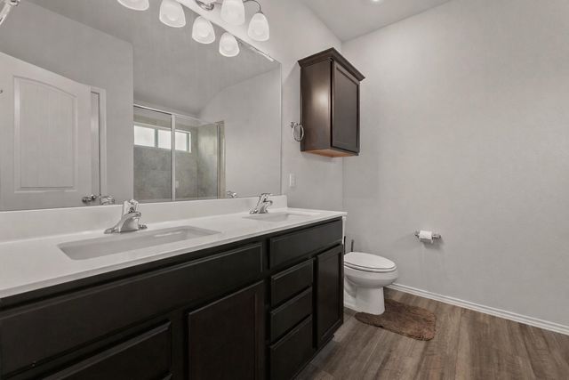 108 Pivot DR, Taylor, TX 76574