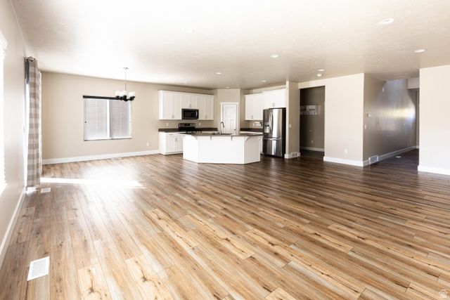 591 W KOINS WAY, Bluffdale, UT 84065