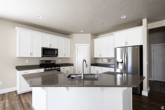 591 W KOINS WAY, Bluffdale, UT 84065