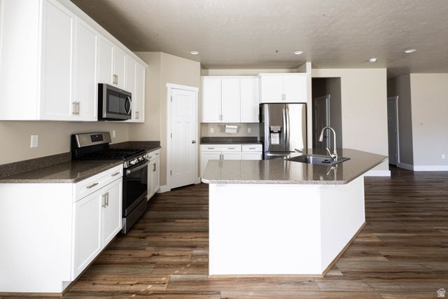 591 W KOINS WAY, Bluffdale, UT 84065