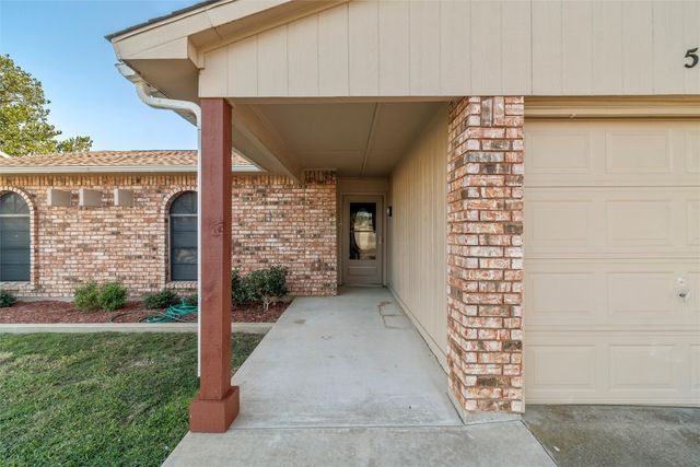 5316 Yager Drive, The Colony, TX 75056