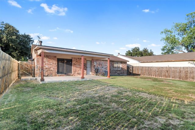 5316 Yager Drive, The Colony, TX 75056