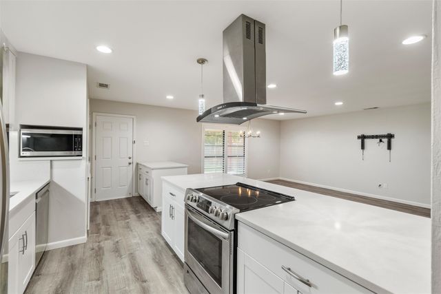 5316 Yager Drive, The Colony, TX 75056