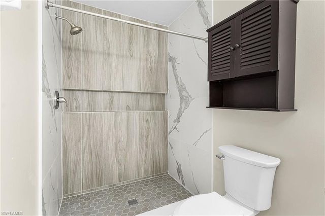 10094 Poppy Hill DR, Fort Myers, FL 33966