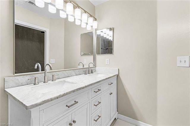 10094 Poppy Hill DR, Fort Myers, FL 33966