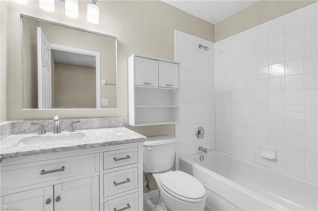 10094 Poppy Hill DR, Fort Myers, FL 33966