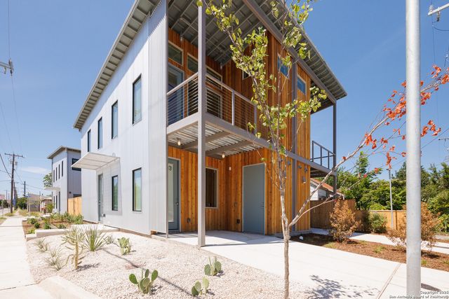 1103 S Cherry, San Antonio, TX 78210