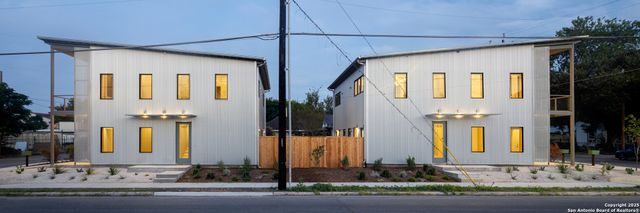 1103 S Cherry, San Antonio, TX 78210