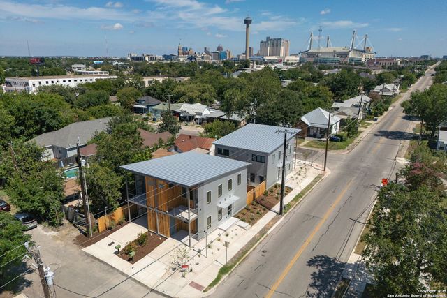 1103 S Cherry, San Antonio, TX 78210