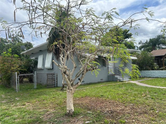 2218 Roosevelt Street, Hollywood, FL 33020