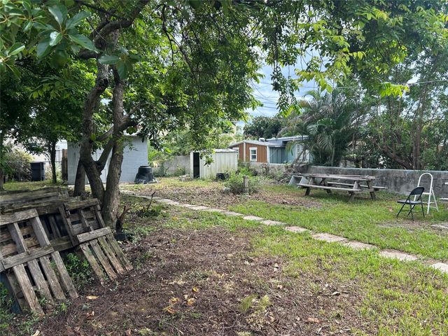 2218 Roosevelt Street, Hollywood, FL 33020