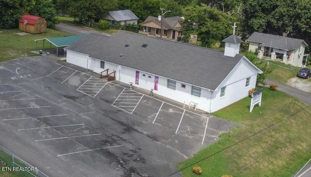 800 W Woodland Ave, Knoxville, TN 37921