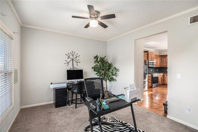 2009 SW Huntbrook Terrace, Lee's Summit, MO 64082