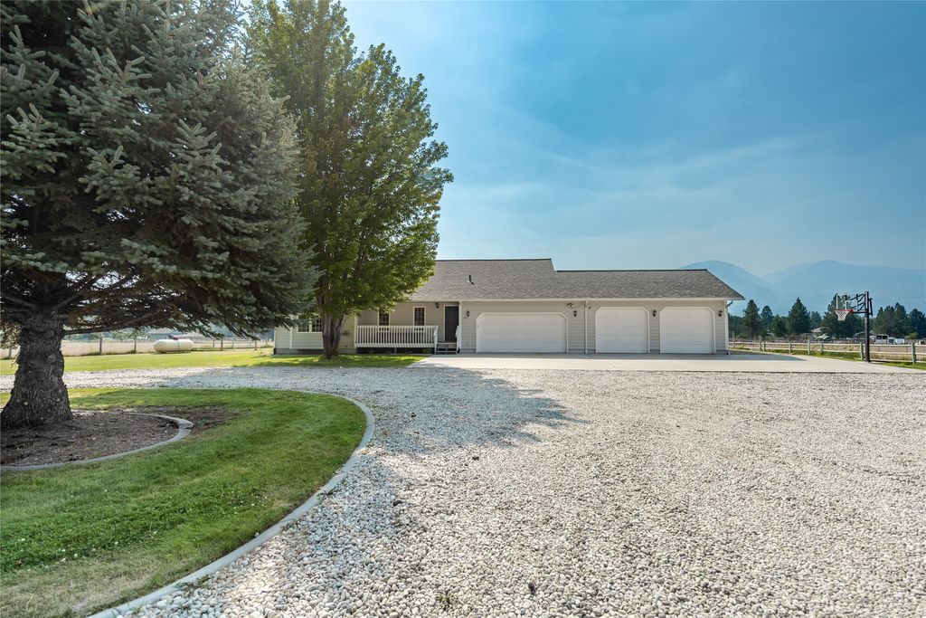 193 Cormoret Loop, Florence, MT 59833 photo 1