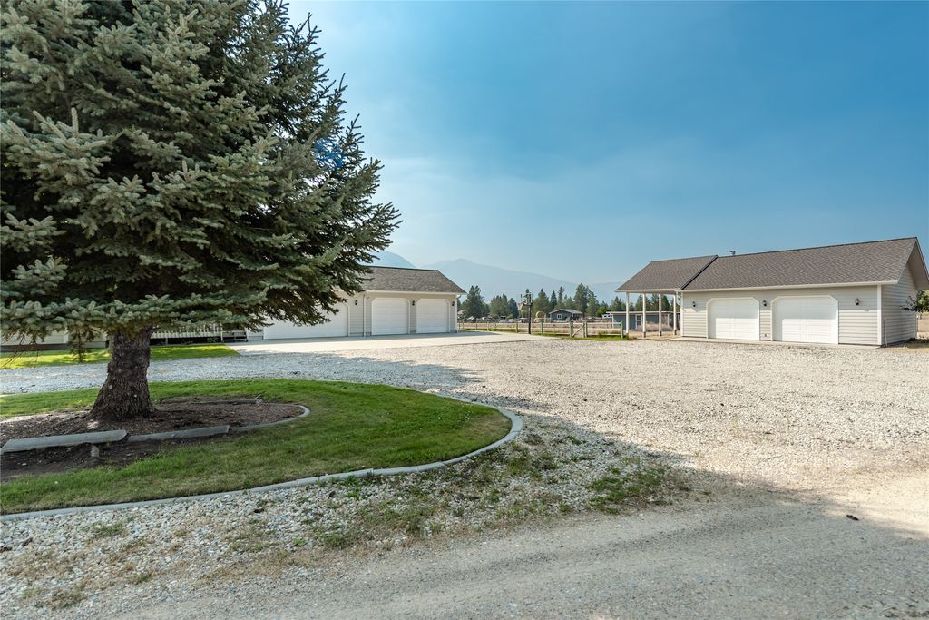 193 Cormoret Loop, Florence, MT 59833 photo 3