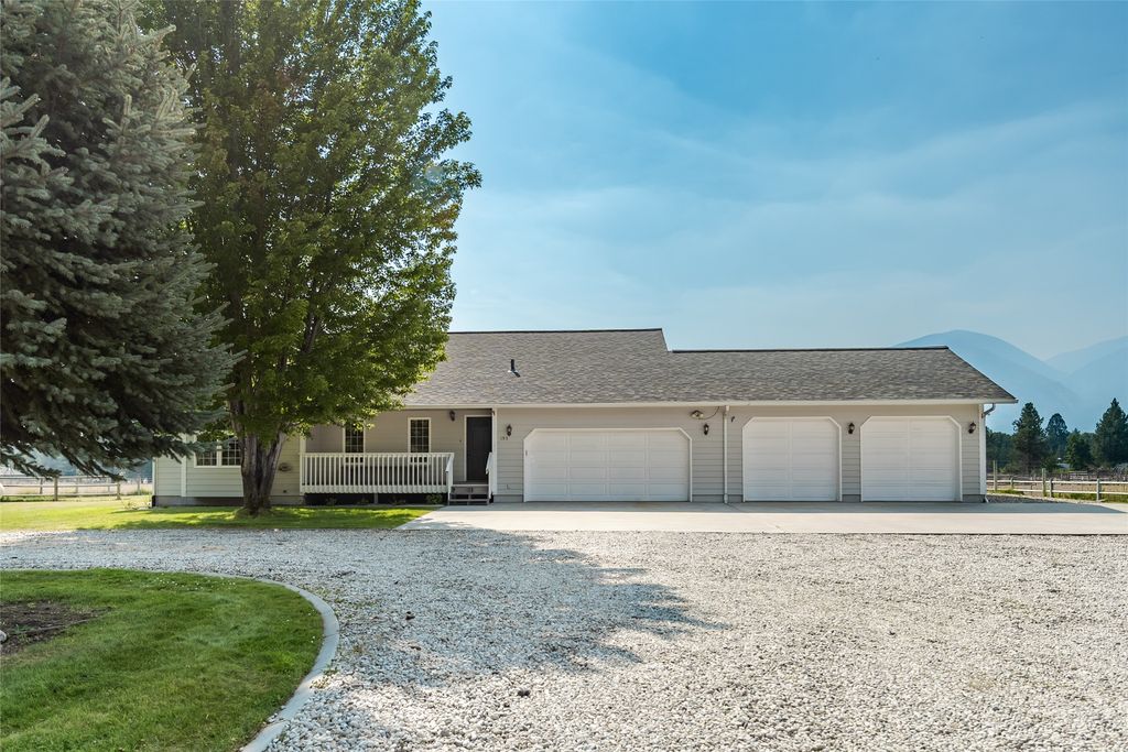 193 Cormoret Loop, Florence, MT 59833 photo 5