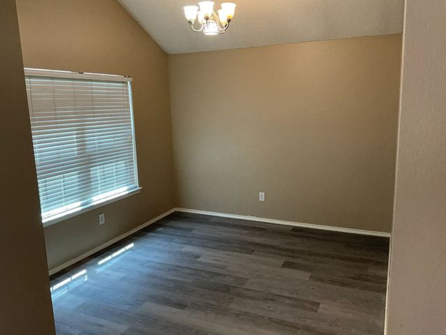 1001 Stockton Drive, Burleson, TX 76028