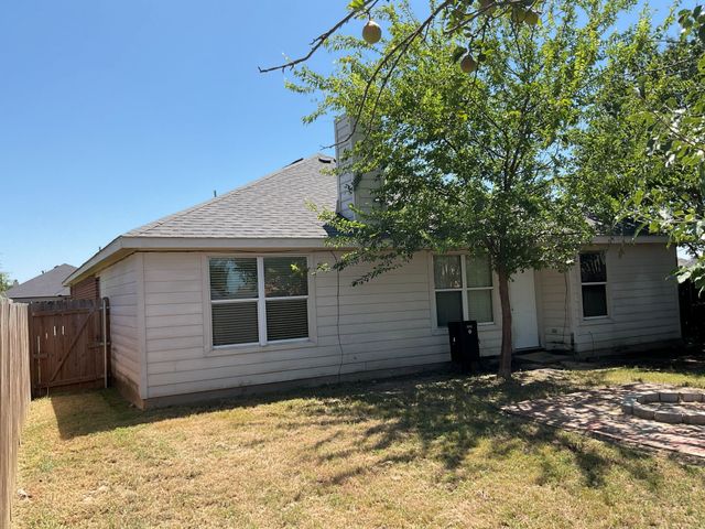 1001 Stockton Drive, Burleson, TX 76028