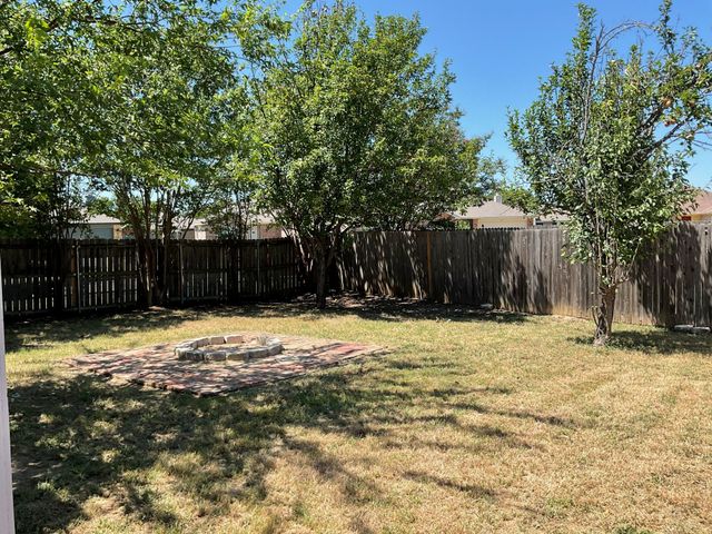 1001 Stockton Drive, Burleson, TX 76028