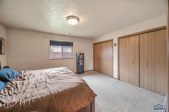 10903 FREEDOM PL, Summerset, SD 57718